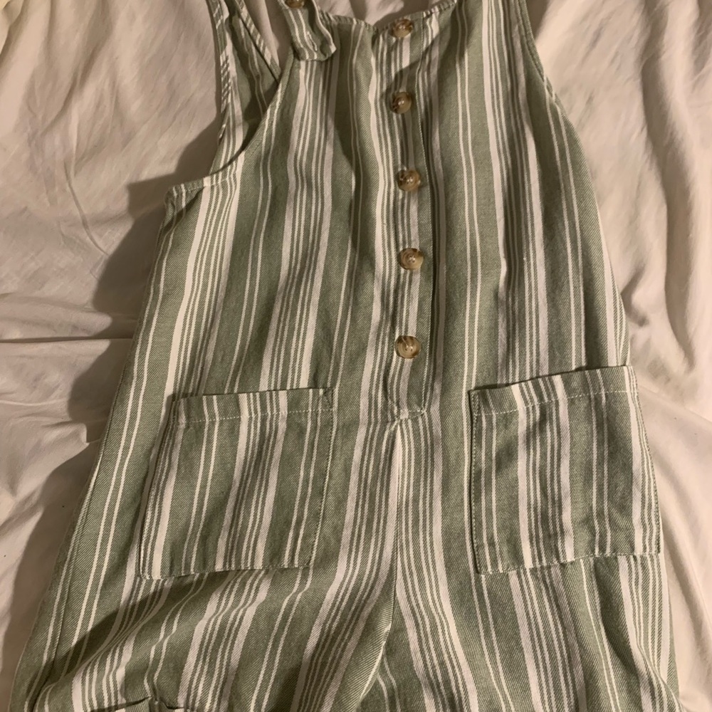 Tillys “White Fawn” Green White Romper
